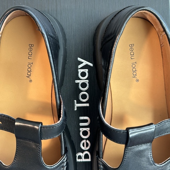 🎯NWB Beau Today Genuine Cow Leather T-Strap Loafers Black Size 6 - Picture 2 of 12